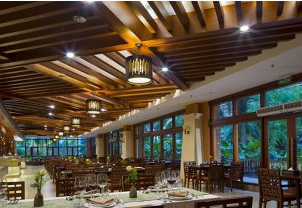 Hotel Ramada Plaza Xishuangbanna Zewnętrze zdjęcie