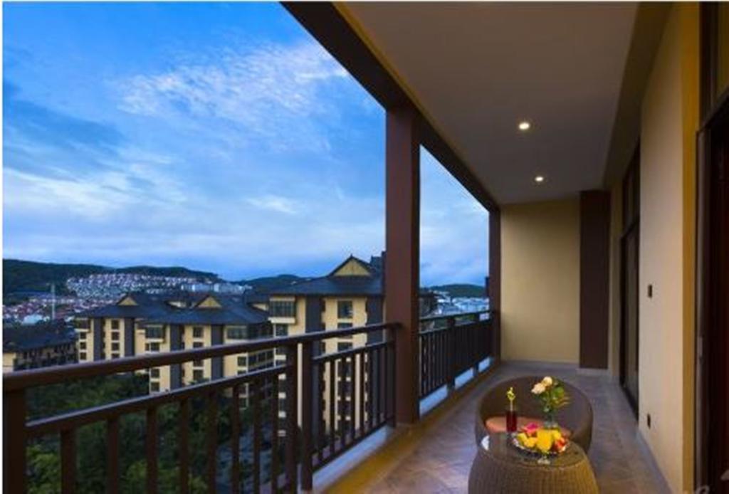 Hotel Ramada Plaza Xishuangbanna Zewnętrze zdjęcie